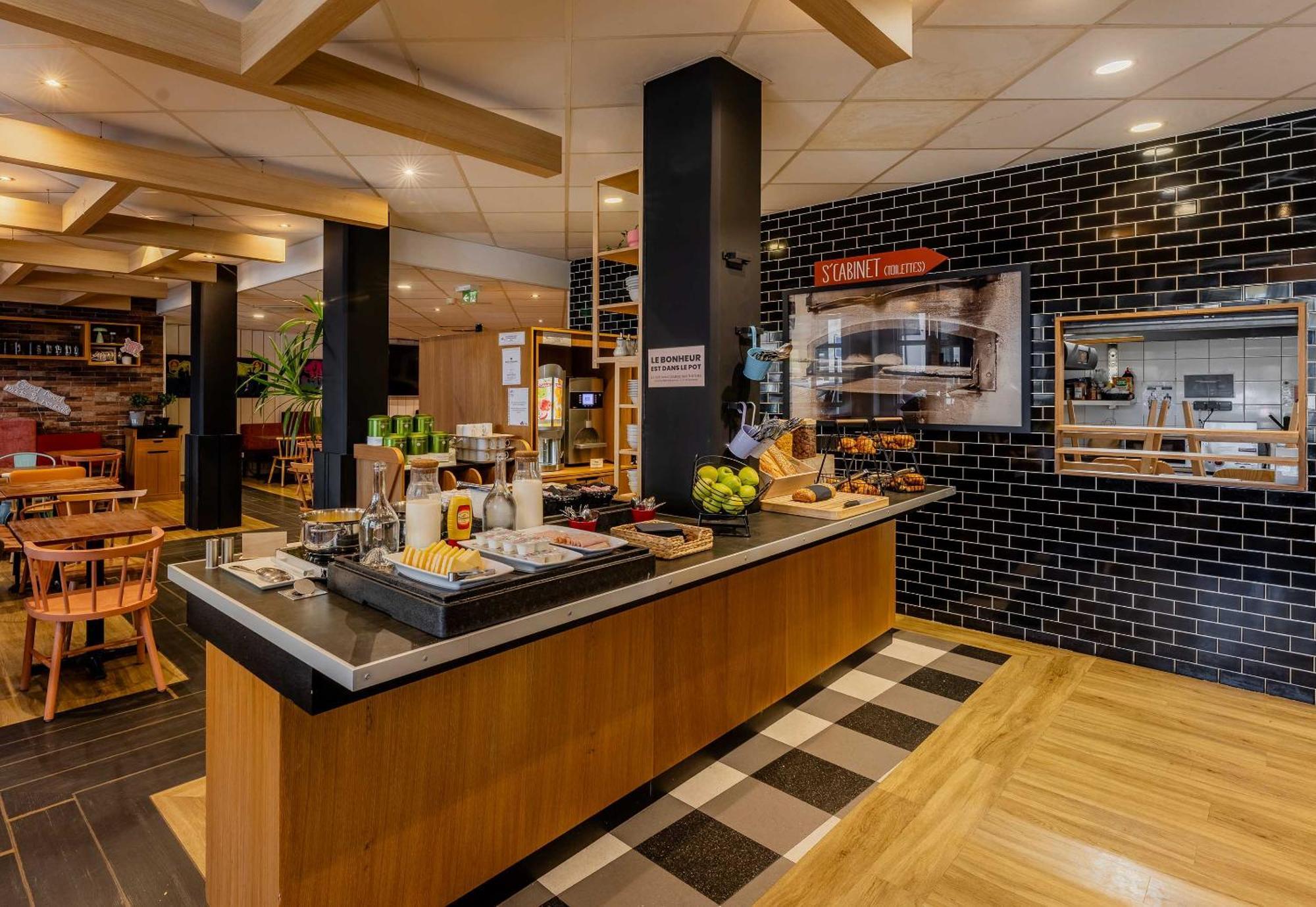 B&B Hotel Lille Roubaix Centre Grand-Place Екстериор снимка