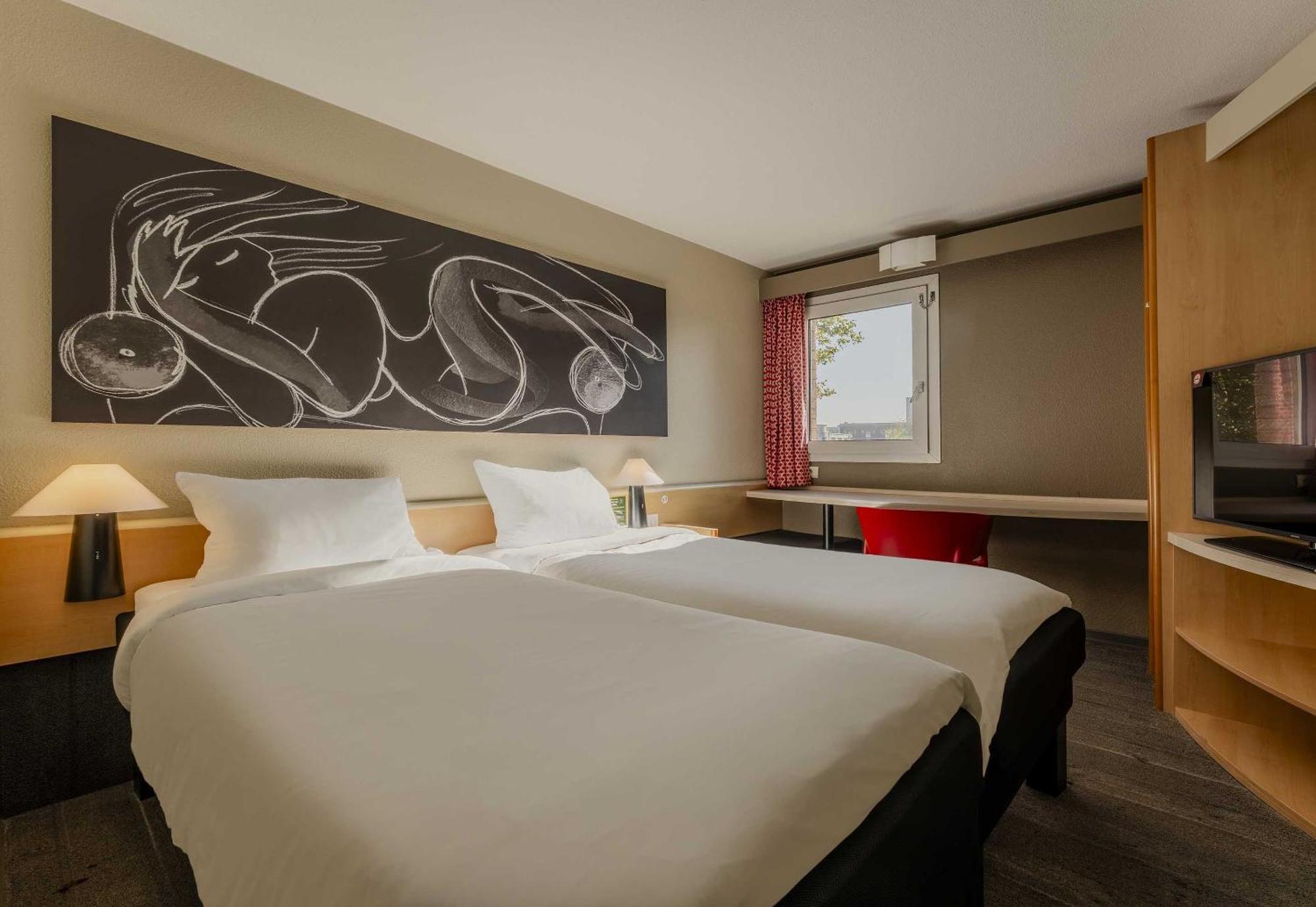 B&B Hotel Lille Roubaix Centre Grand-Place Екстериор снимка