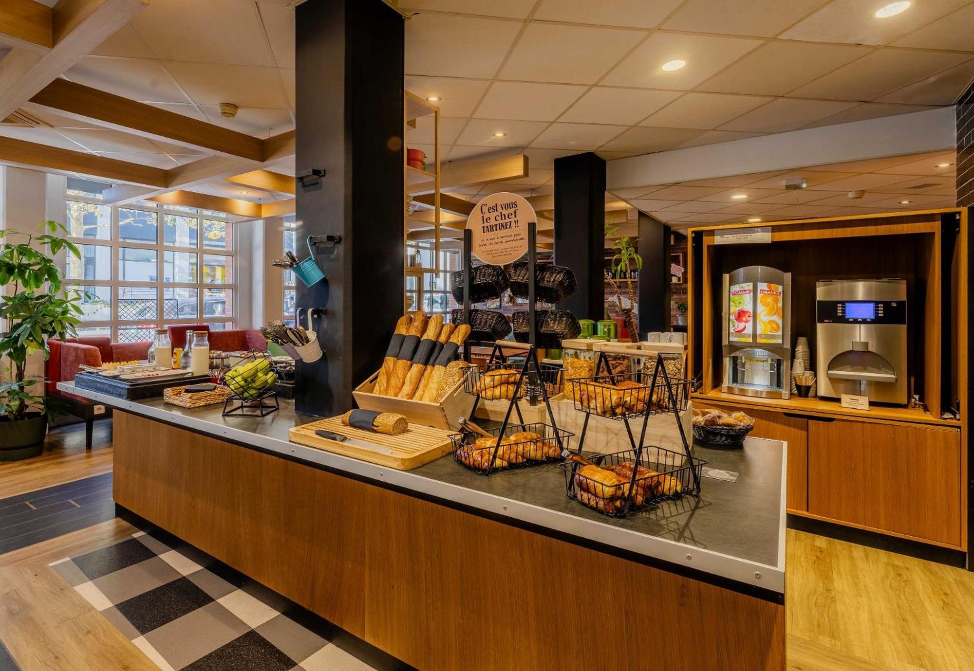 B&B Hotel Lille Roubaix Centre Grand-Place Екстериор снимка
