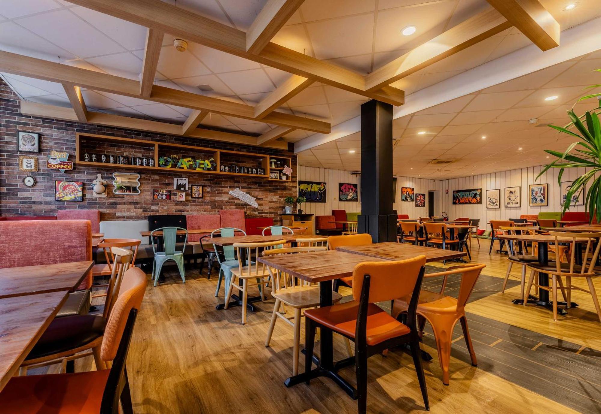 B&B Hotel Lille Roubaix Centre Grand-Place Екстериор снимка