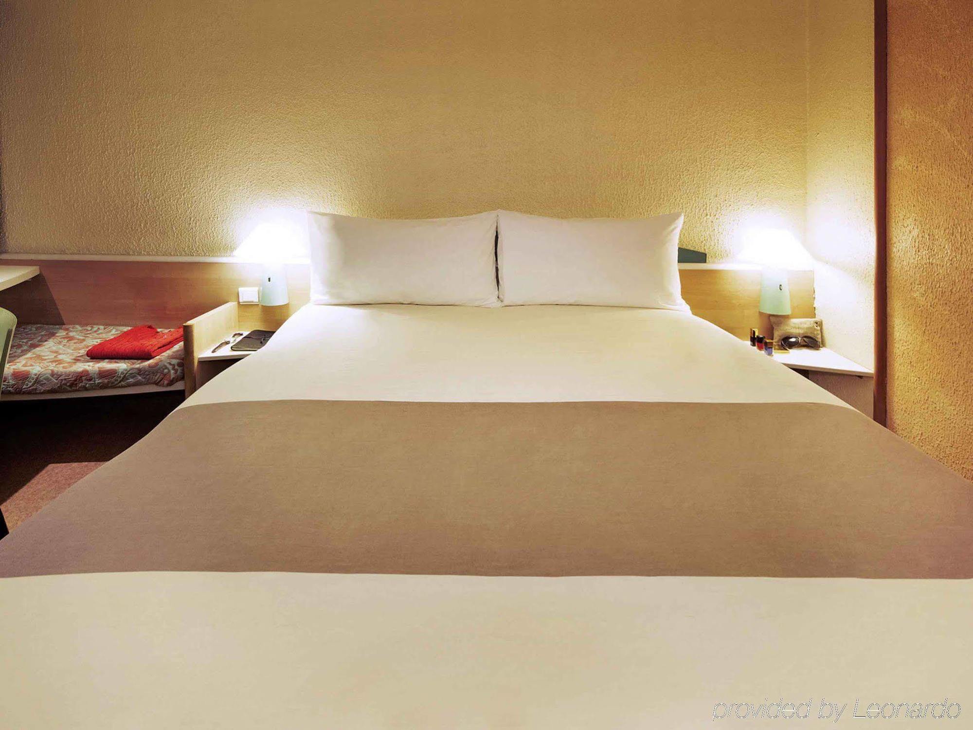 B&B Hotel Lille Roubaix Centre Grand-Place Екстериор снимка